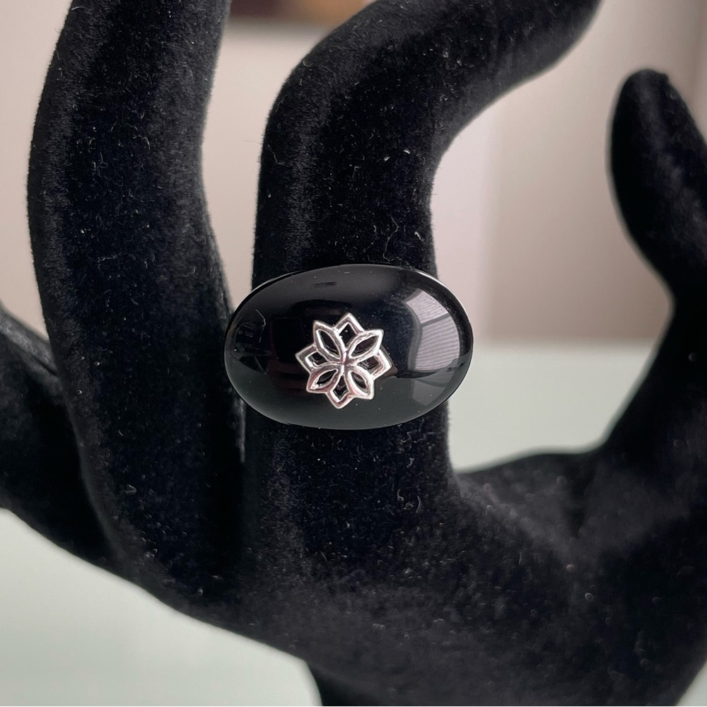 57. Black Onyx Ring - Picture 1 of 1